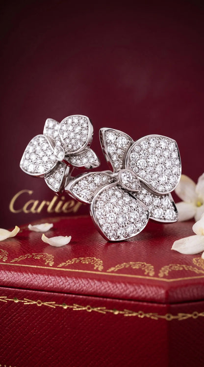 Cartier, 18K Gold Diamond Flower Ring, Certificate