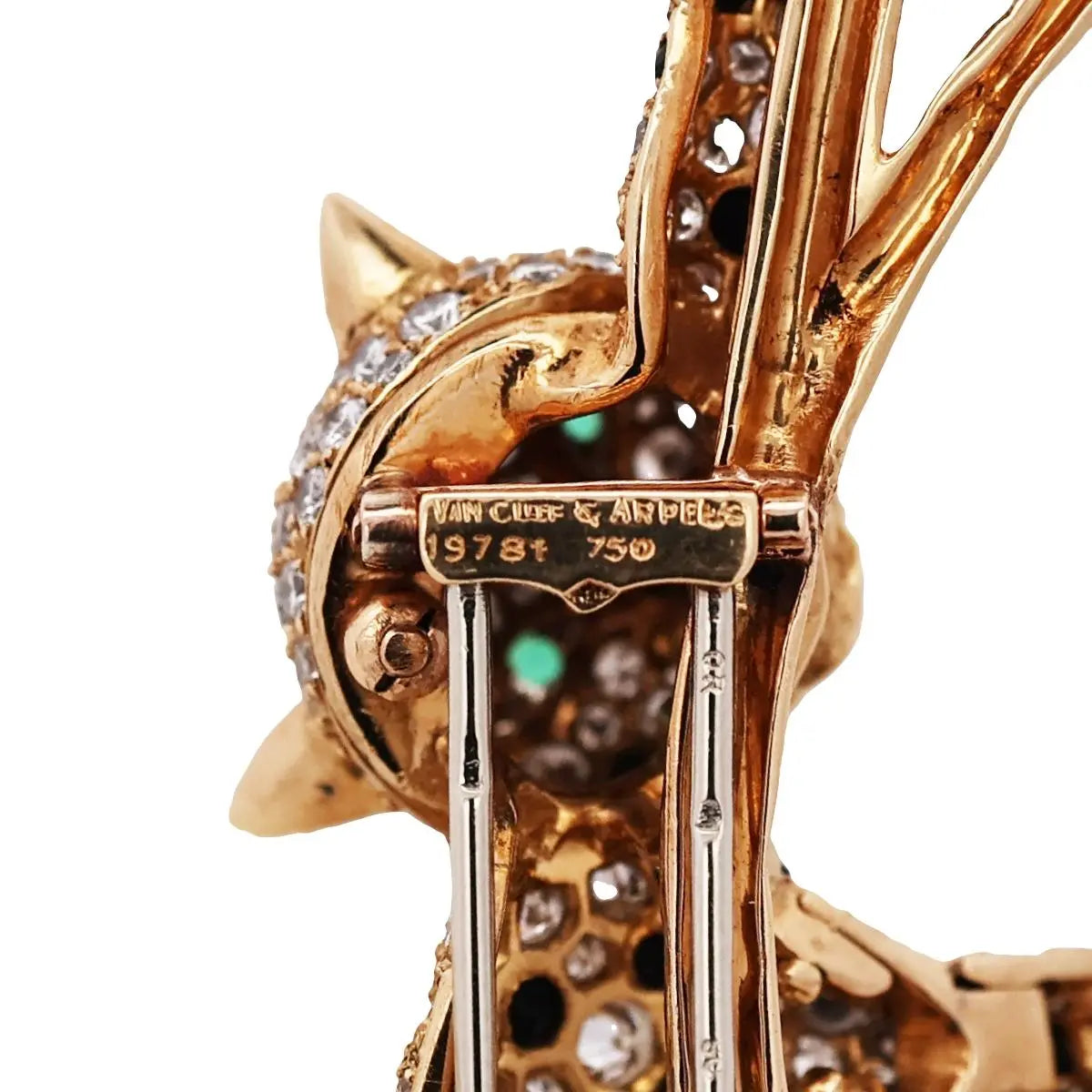 Van Cleef & Arpels, 18K Gold Diamond Onyx Emerald Feline Brooch