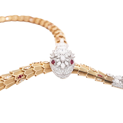 Bvlgari, 18K Gold Diamond Serpenti Necklace