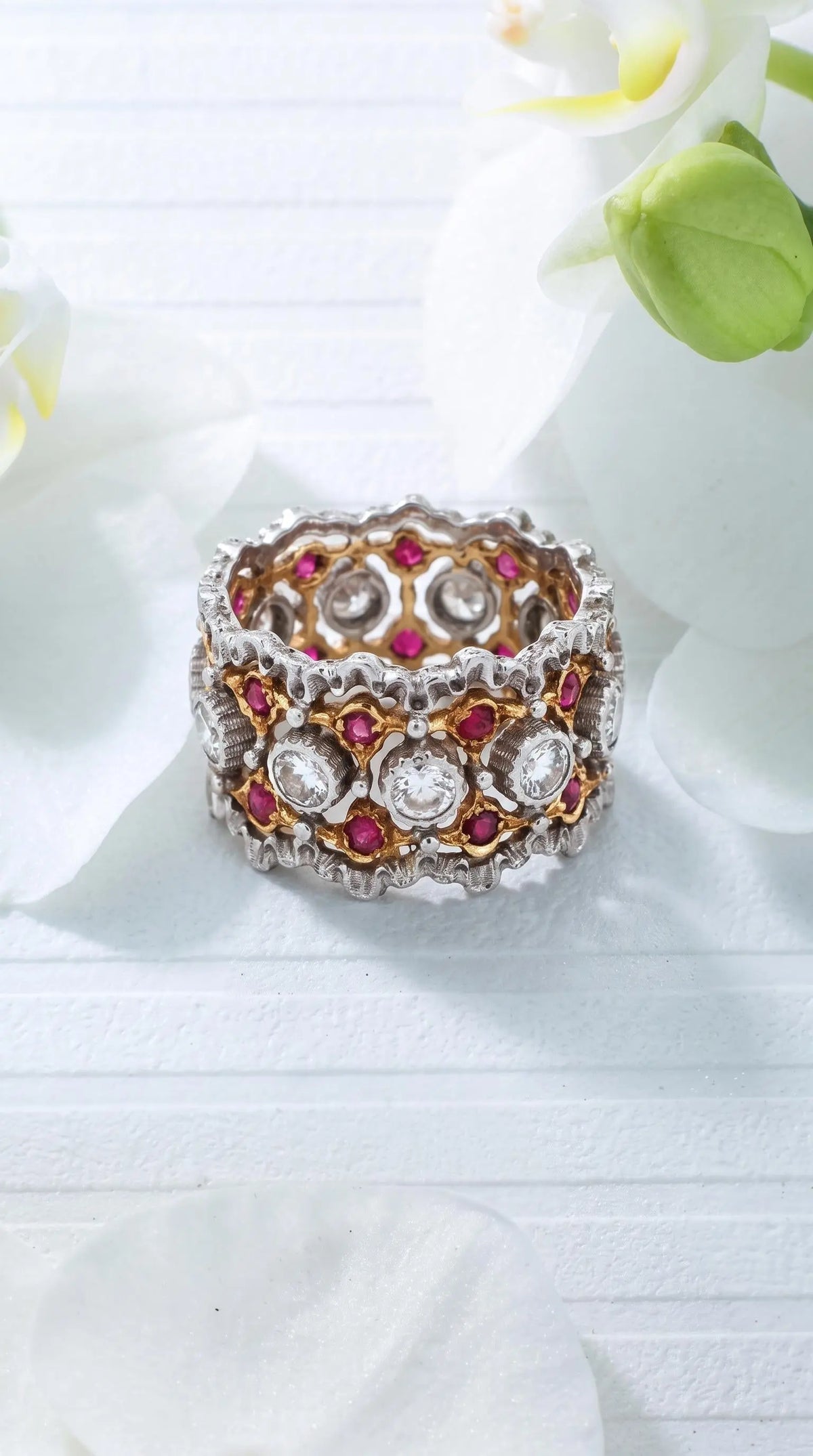 Buccellati, 18K Gold Ruby Diamond Ring
