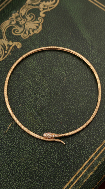 18K Gold Diamond Serpent Necklace