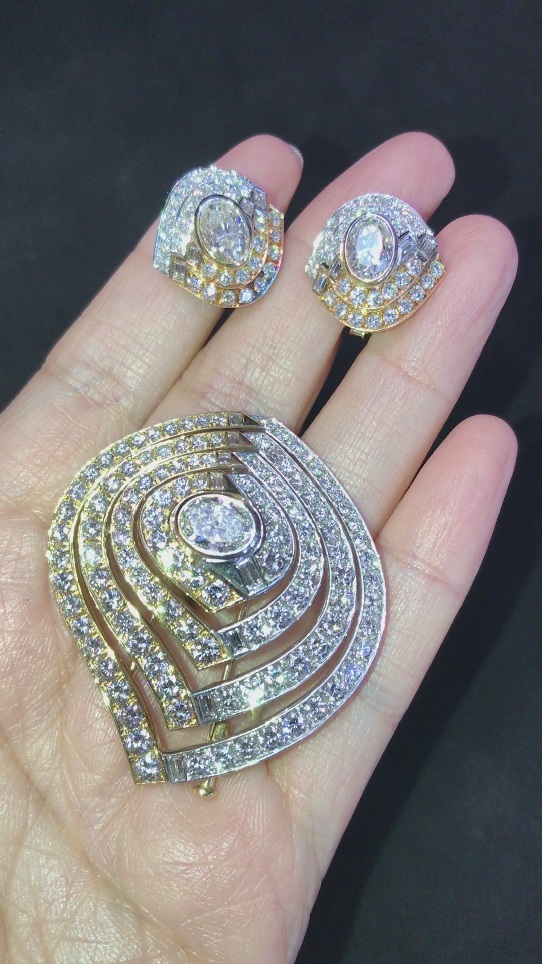 Bvlgari, 18K Gold Diamond Brooch and Earrings