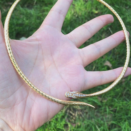 18K Gold Diamond Serpent Necklace