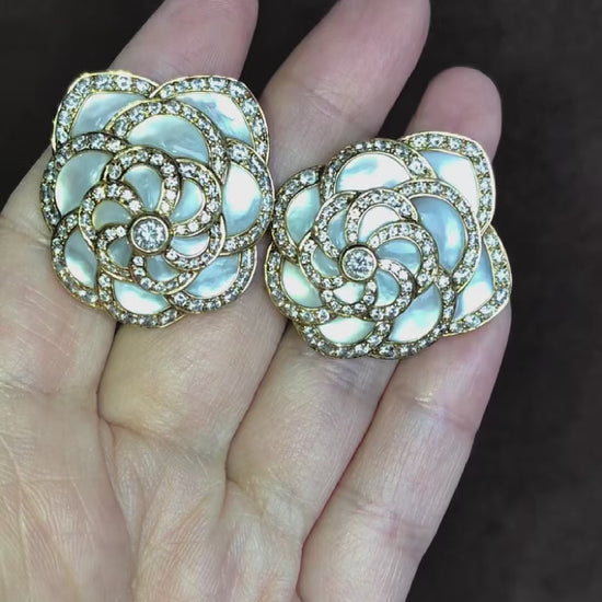Van Cleef & Arpels, 18K Gold Mother-of-Pearl Diamond Flower Earrings
