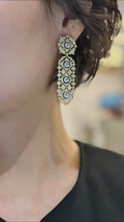 Buccellati, 18K Gold Diamond Earrings
