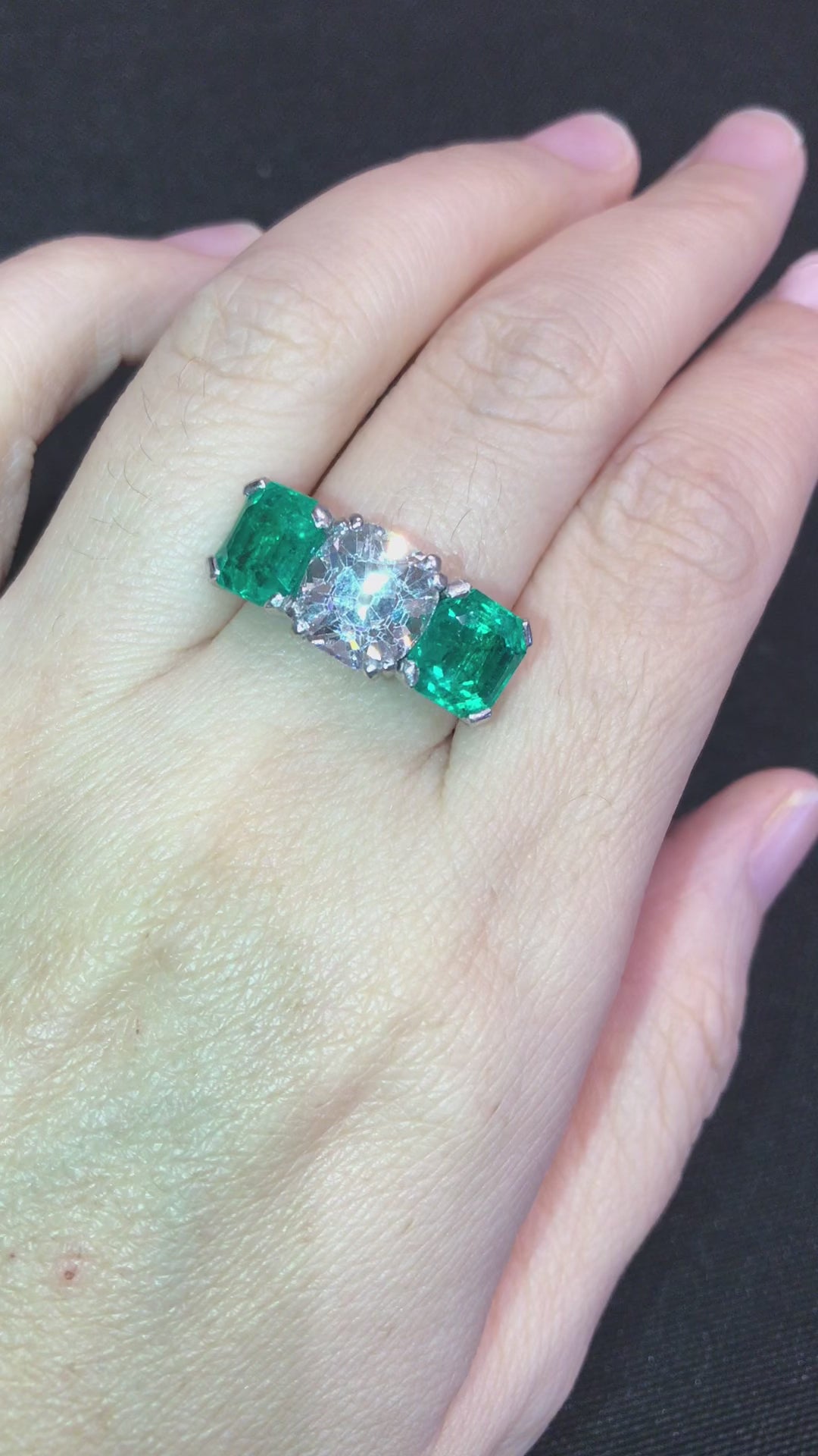 Van Cleef & Arpels, 3.26ct Diamond Emerald Ring, GIA, Certificate