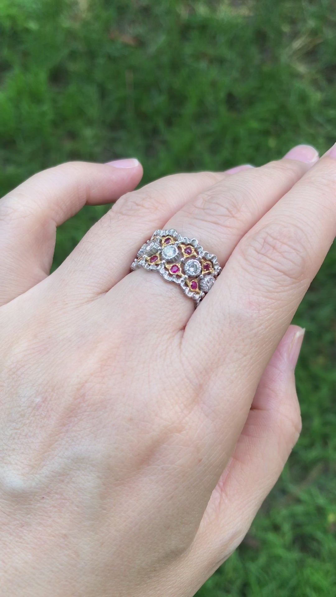 Buccellati, 18K Gold Ruby Diamond Ring