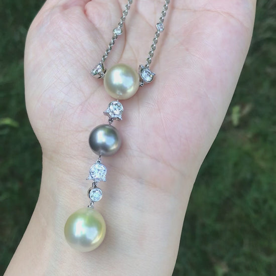 Cartier, 18K Gold Pearl Diamond Necklace
