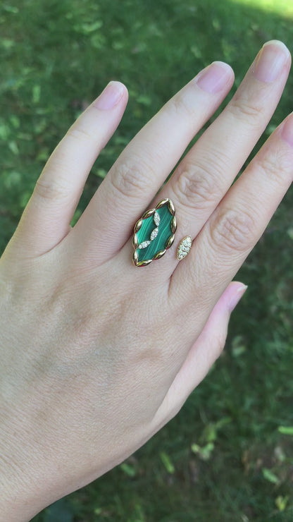 Ferri Firenze, 18K Gold Malachite Yellow Diamond Ring