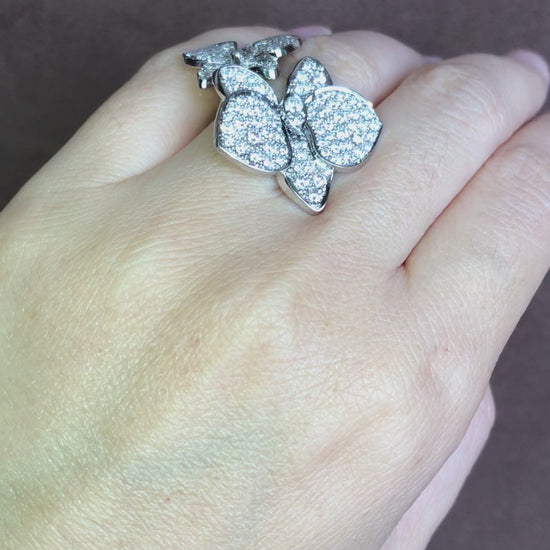 Cartier, 18K Gold Diamond Flower Ring, Certificate