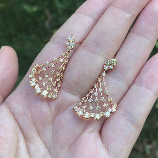 Ferri Firenze, 18K Gold Diamond Earrings