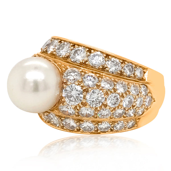 Cartier, Diamond Gold Ring with Center Pearl - Lueur Jewelry